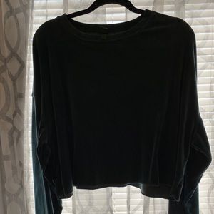 Velvet dark green crop top - long sleeves